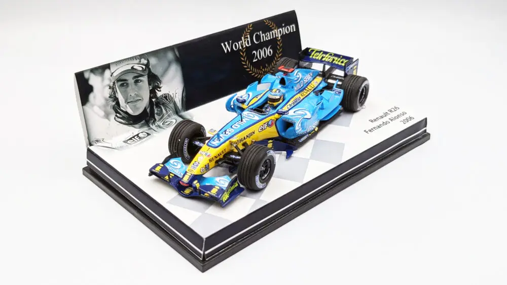 ☆超目玉】 1/43 MINICHAMPS ミシュラン別注 2006年ワールド